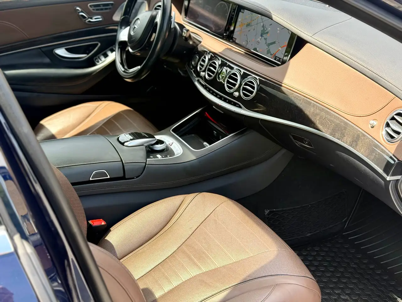 Mercedes-Benz S-Class fotografie Mercedes-Benz S-Class