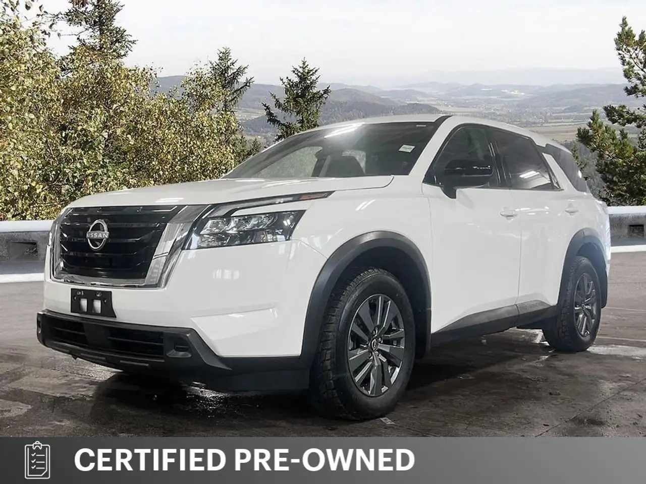 Nissan Pathfinder fotografie Nissan Pathfinder
