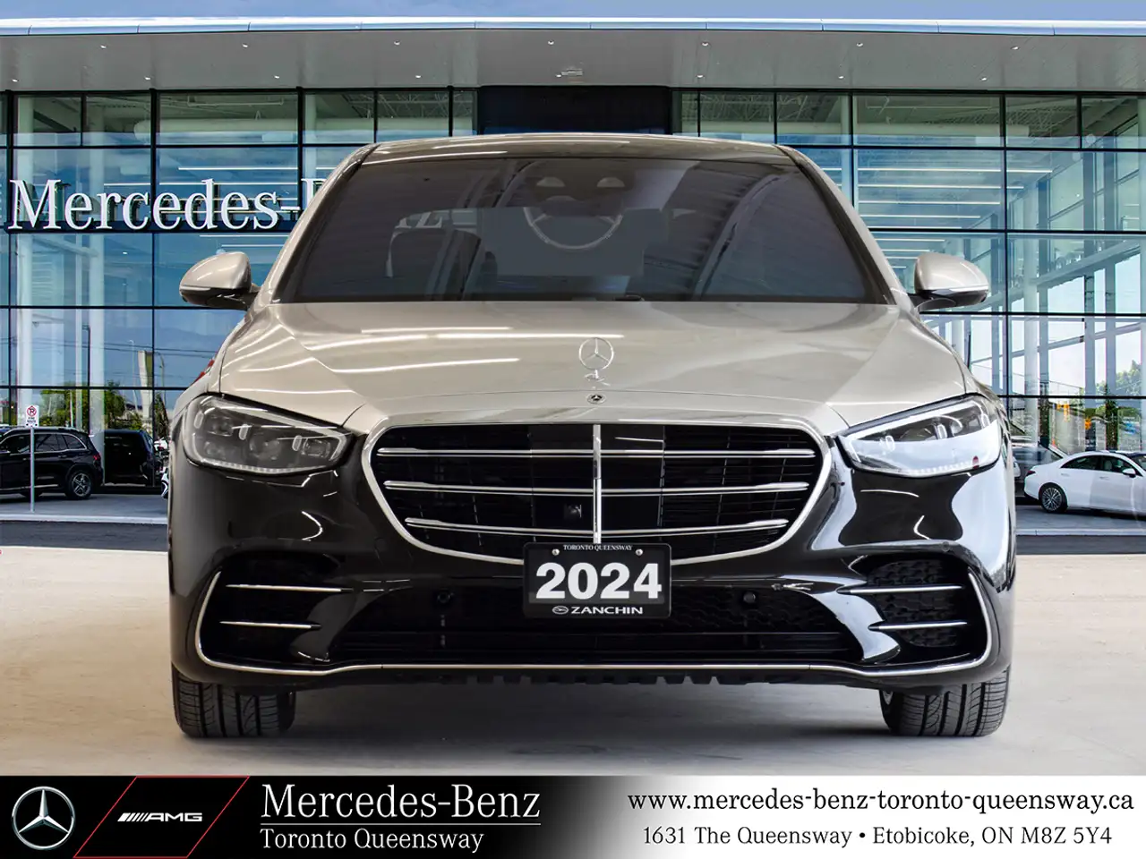 Mercedes-Benz S-Class снимка Mercedes-Benz S-Class