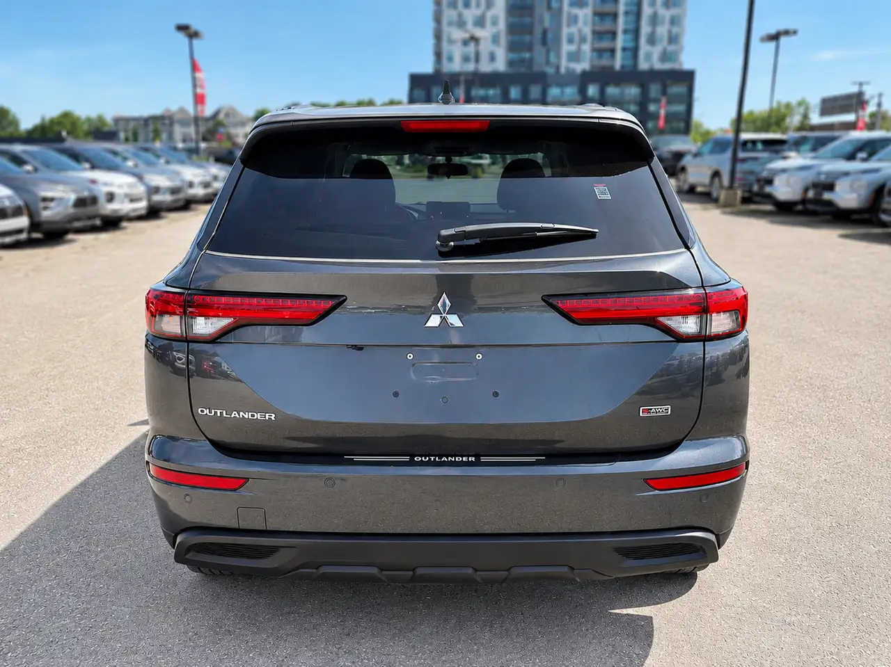 Mitsubishi Outlander снимка Mitsubishi Outlander