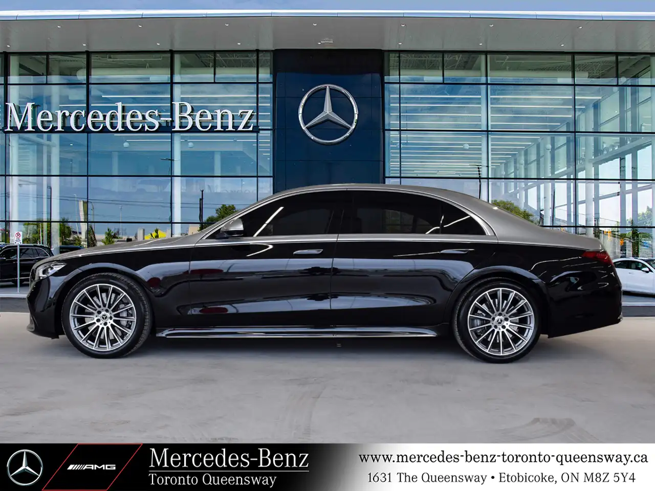 Mercedes-Benz S-Class снимка Mercedes-Benz S-Class