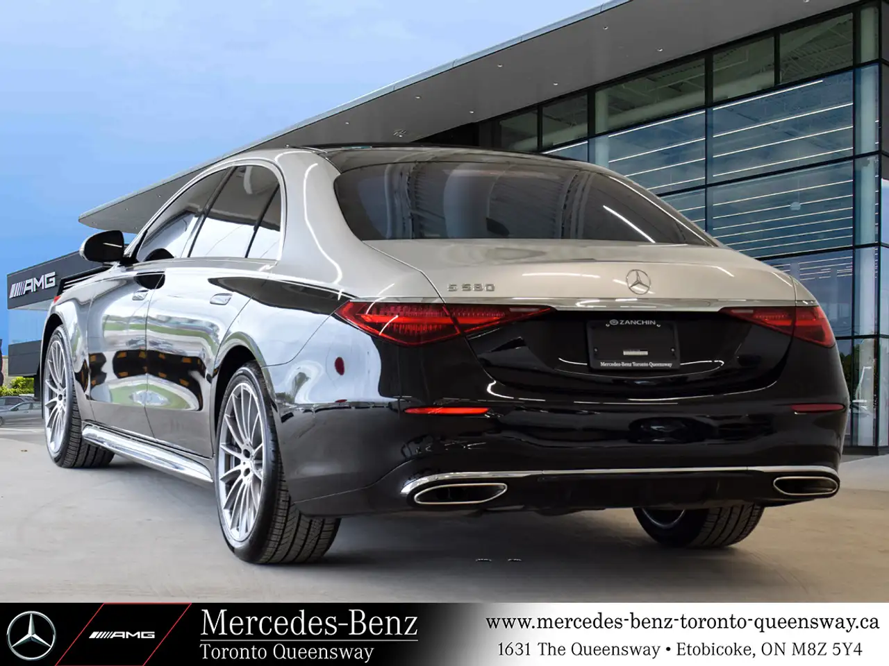 Mercedes-Benz S-Class снимка Mercedes-Benz S-Class