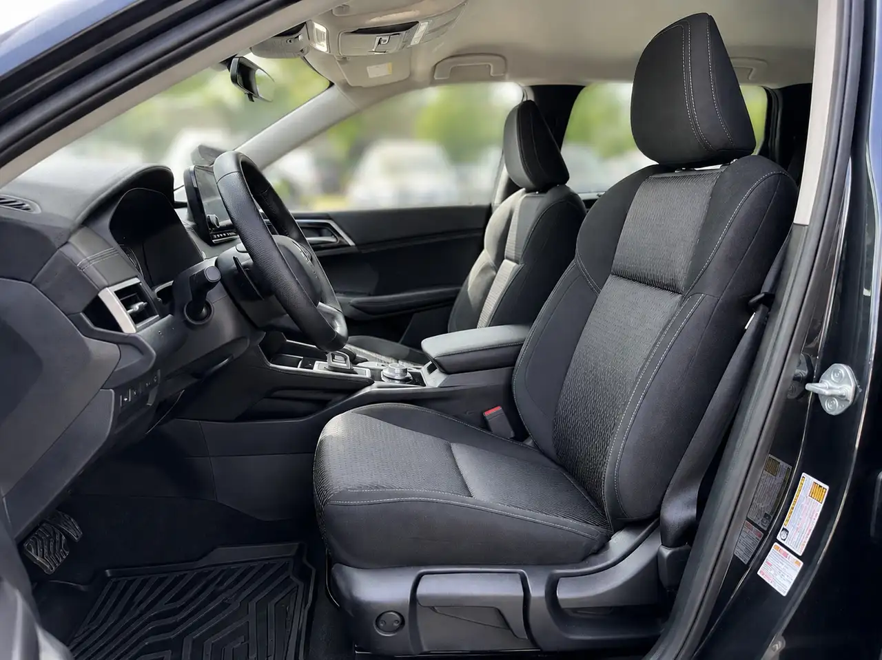 Mitsubishi Outlander снимка Mitsubishi Outlander