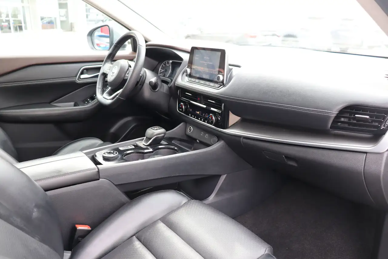 Nissan Rogue fotografie Nissan Rogue