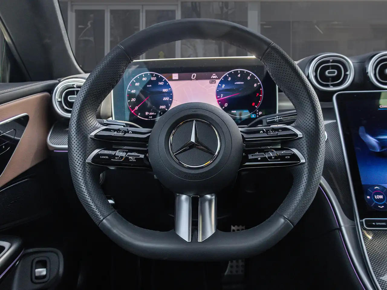 Mercedes-Benz CLE снимка Mercedes-Benz CLE