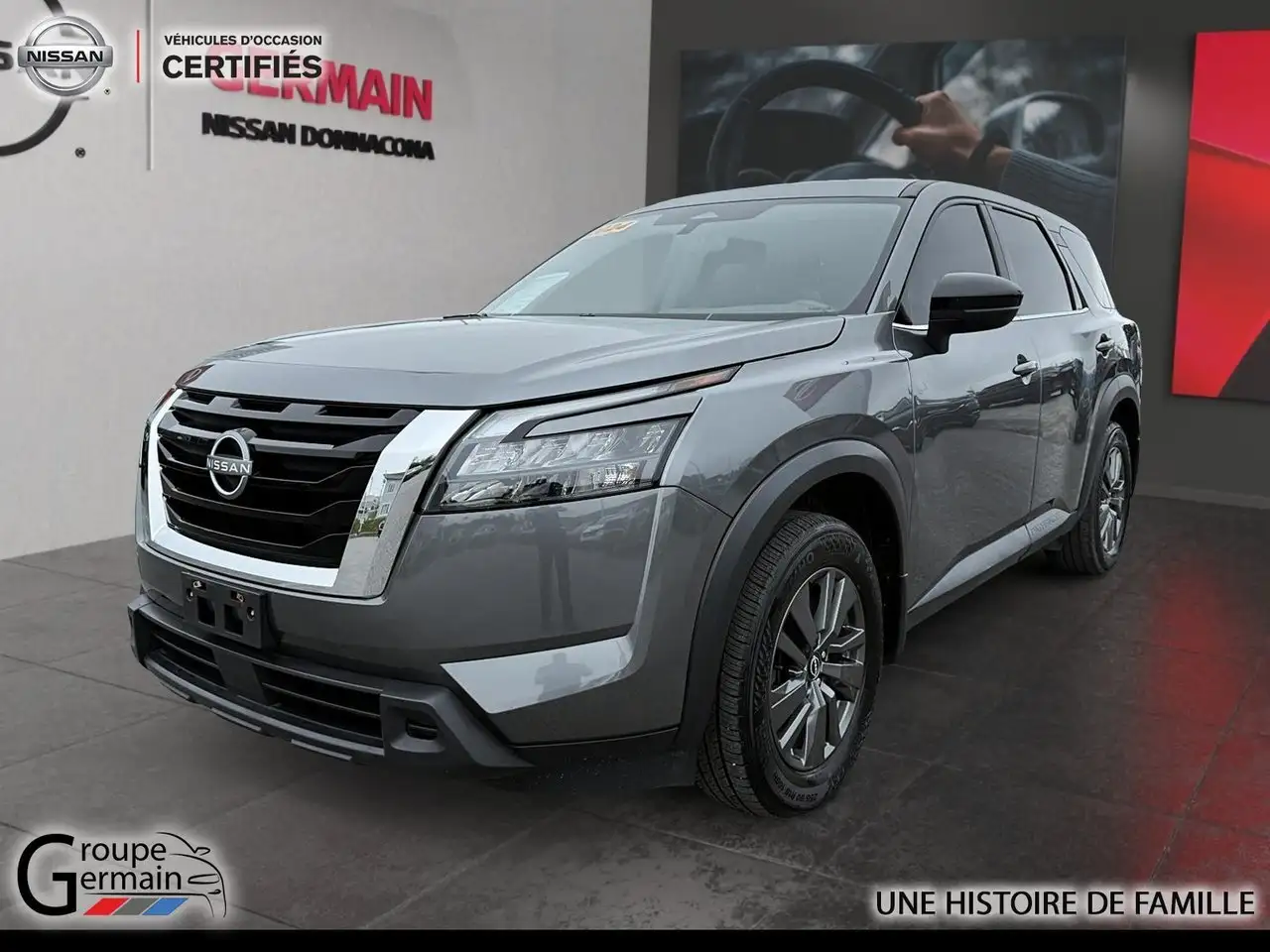 Nissan Pathfinder снимка Nissan Pathfinder