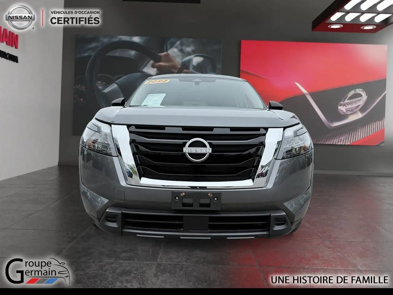 Nissan Pathfinder снимка Nissan Pathfinder