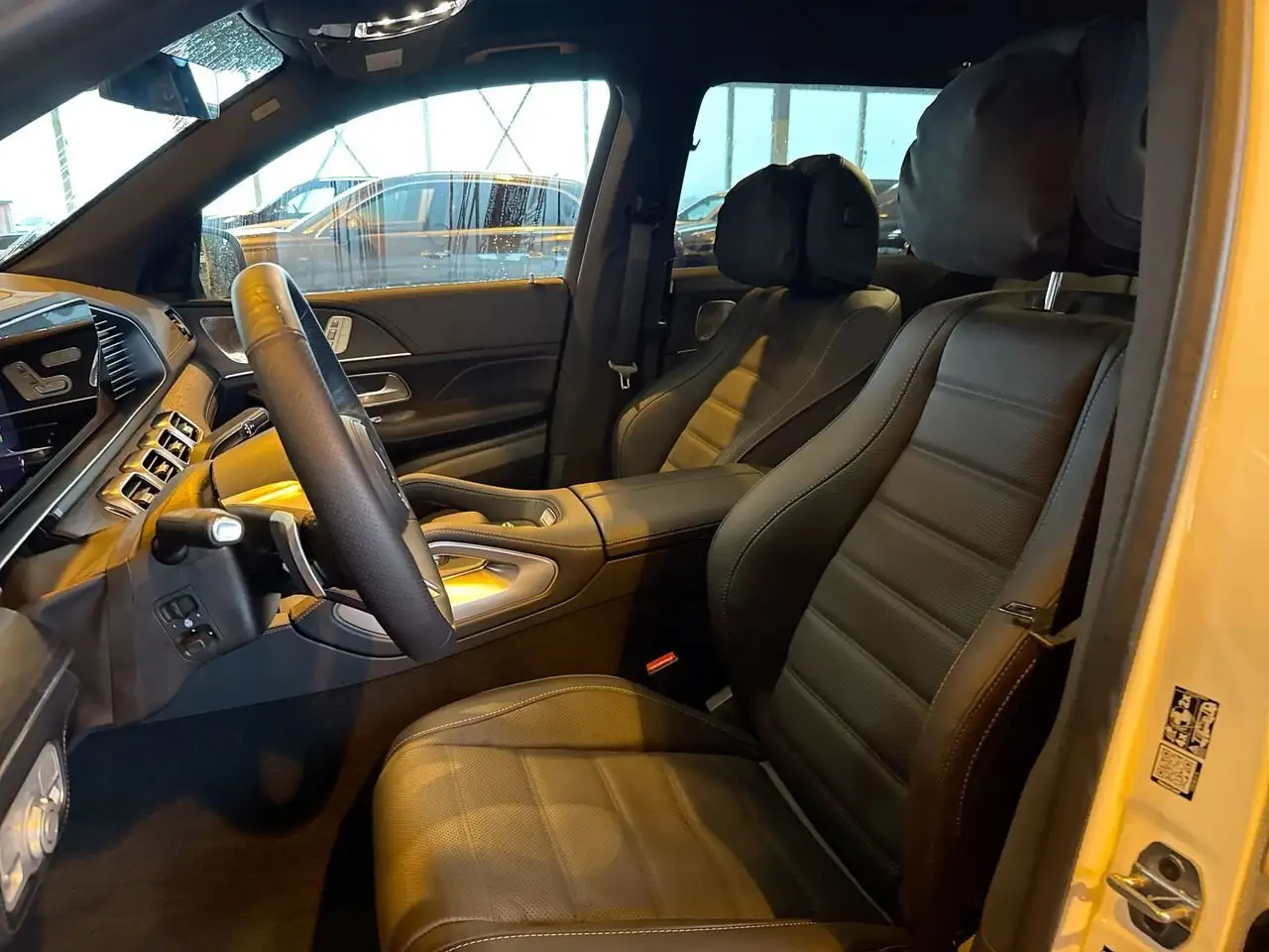 Mercedes-Benz GLS снимка Mercedes-Benz GLS