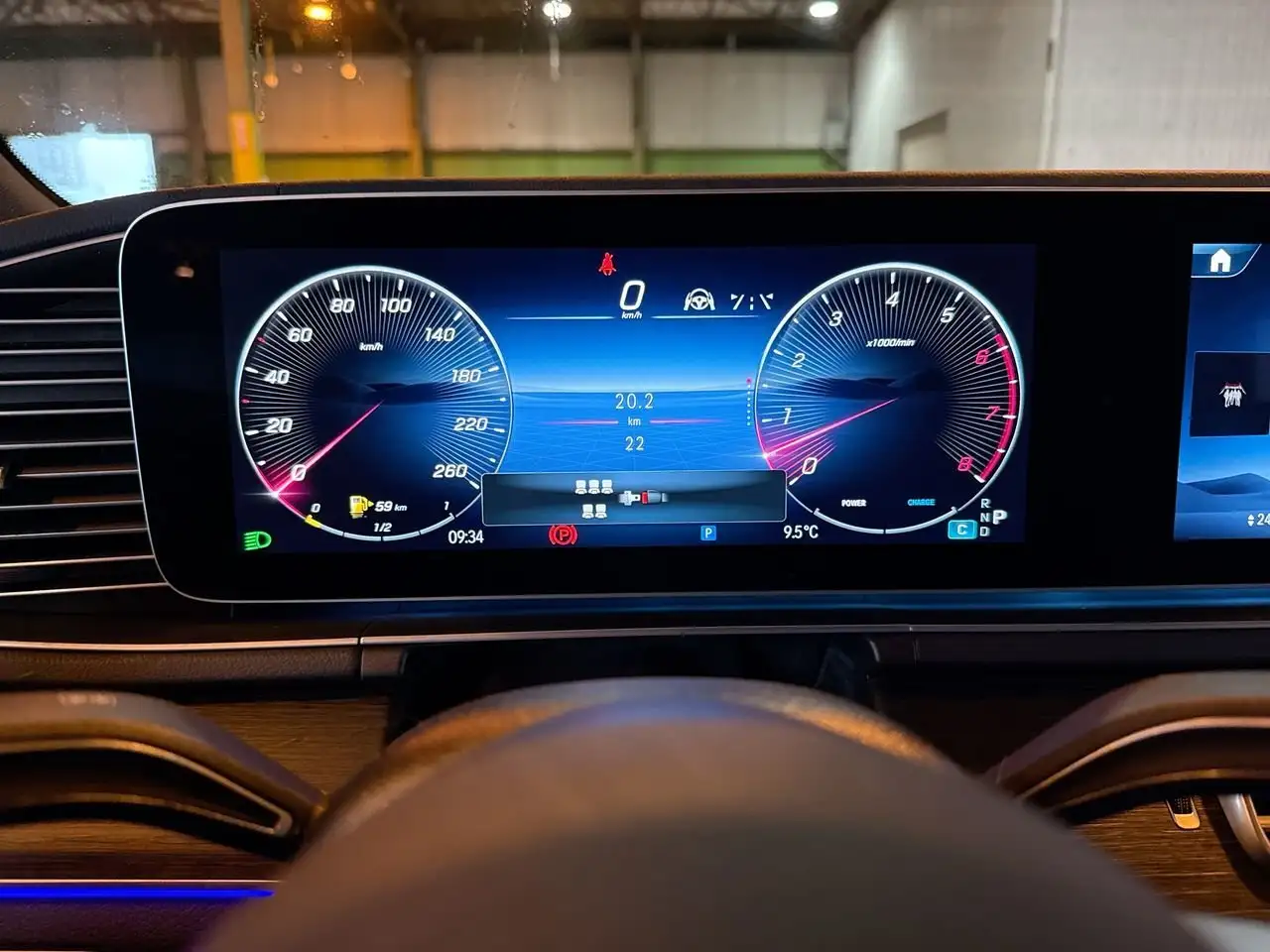 Mercedes-Benz GLS снимка Mercedes-Benz GLS