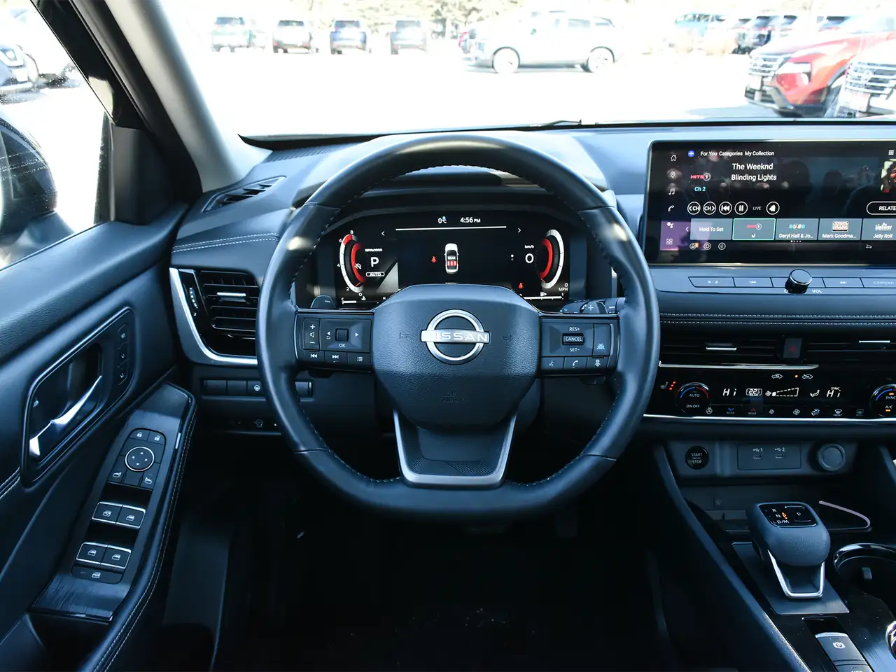 Nissan Rogue photo Nissan Rogue