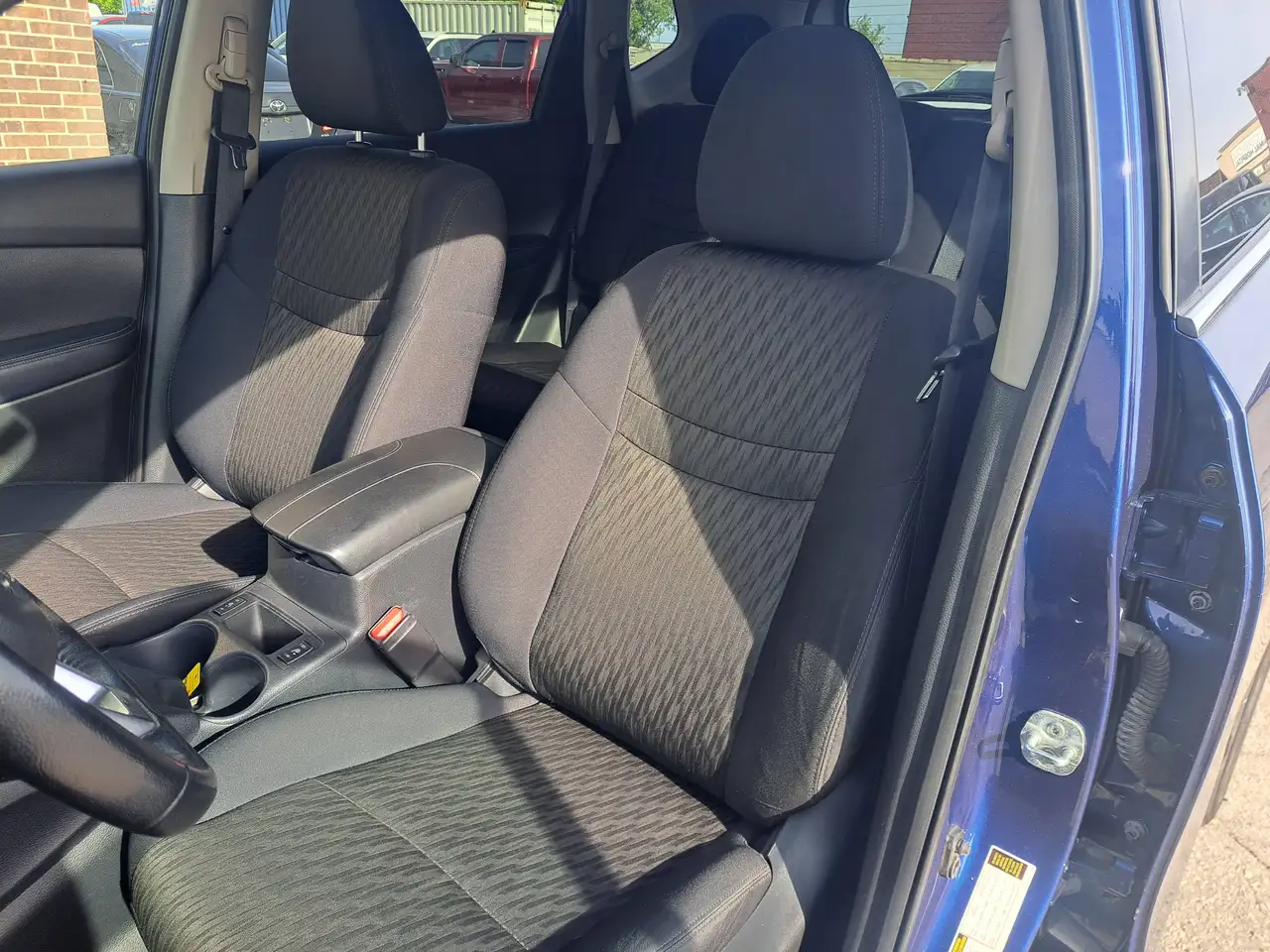 Nissan Rogue photo Nissan Rogue