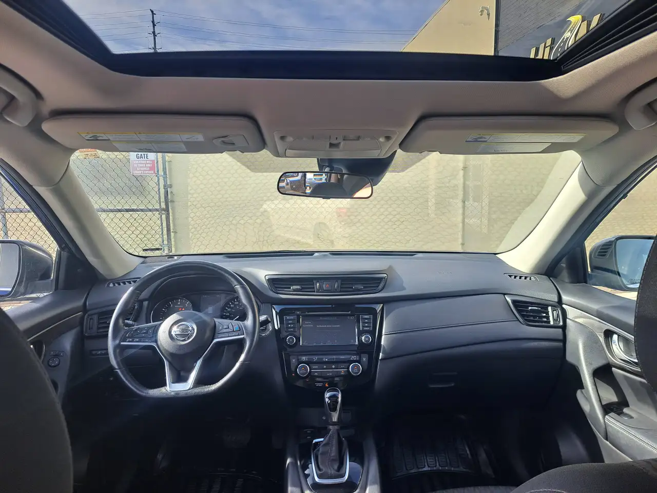 Nissan Rogue photo Nissan Rogue