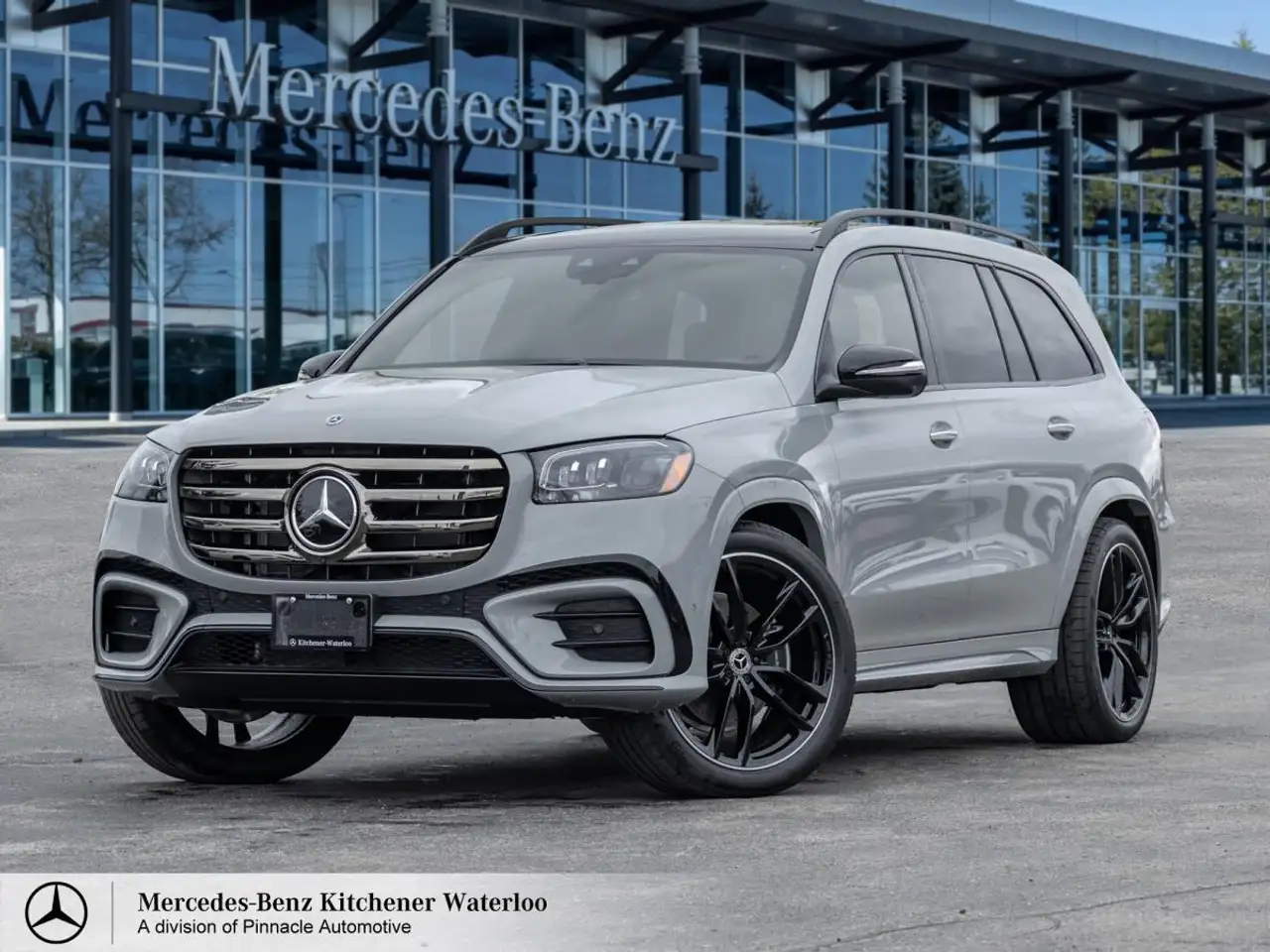 Mercedes-Benz GLS снимка Mercedes-Benz GLS