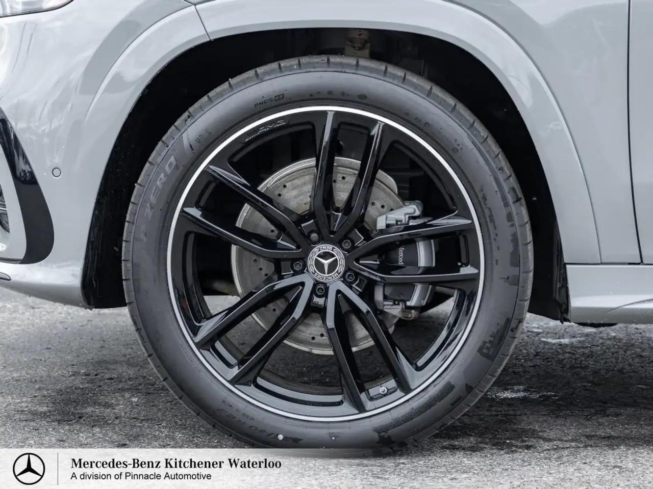 Mercedes-Benz GLS снимка Mercedes-Benz GLS