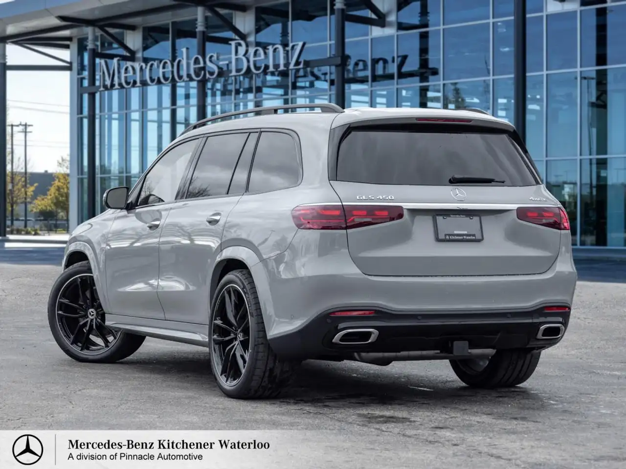 Mercedes-Benz GLS снимка Mercedes-Benz GLS