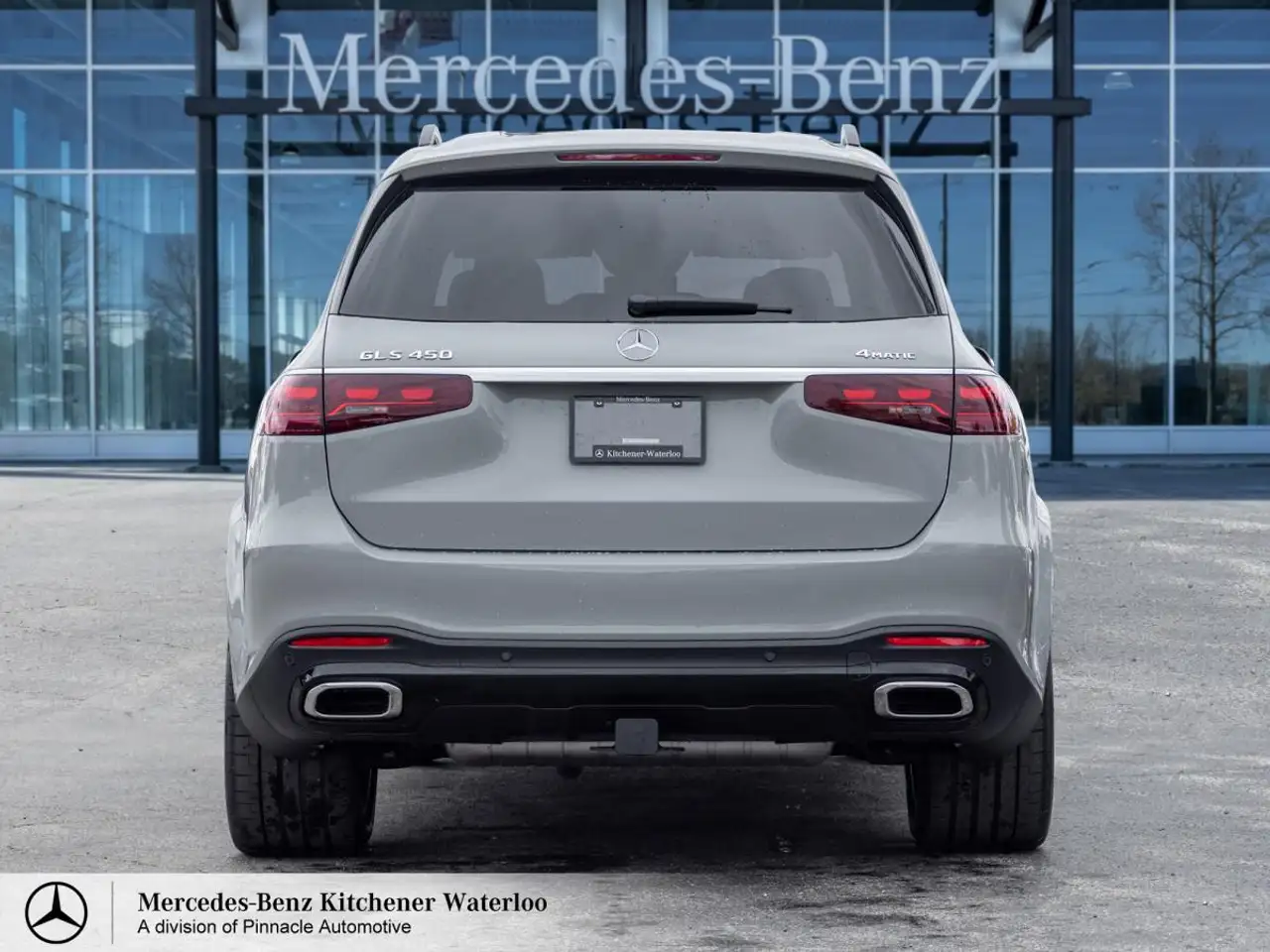 Mercedes-Benz GLS снимка Mercedes-Benz GLS