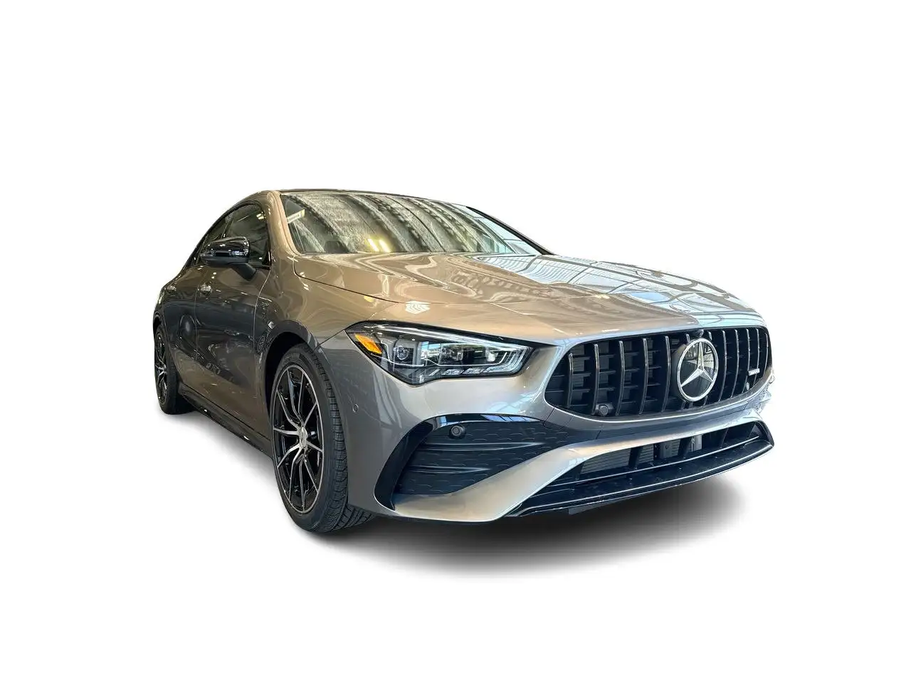 Mercedes-Benz CLA снимка Mercedes-Benz CLA