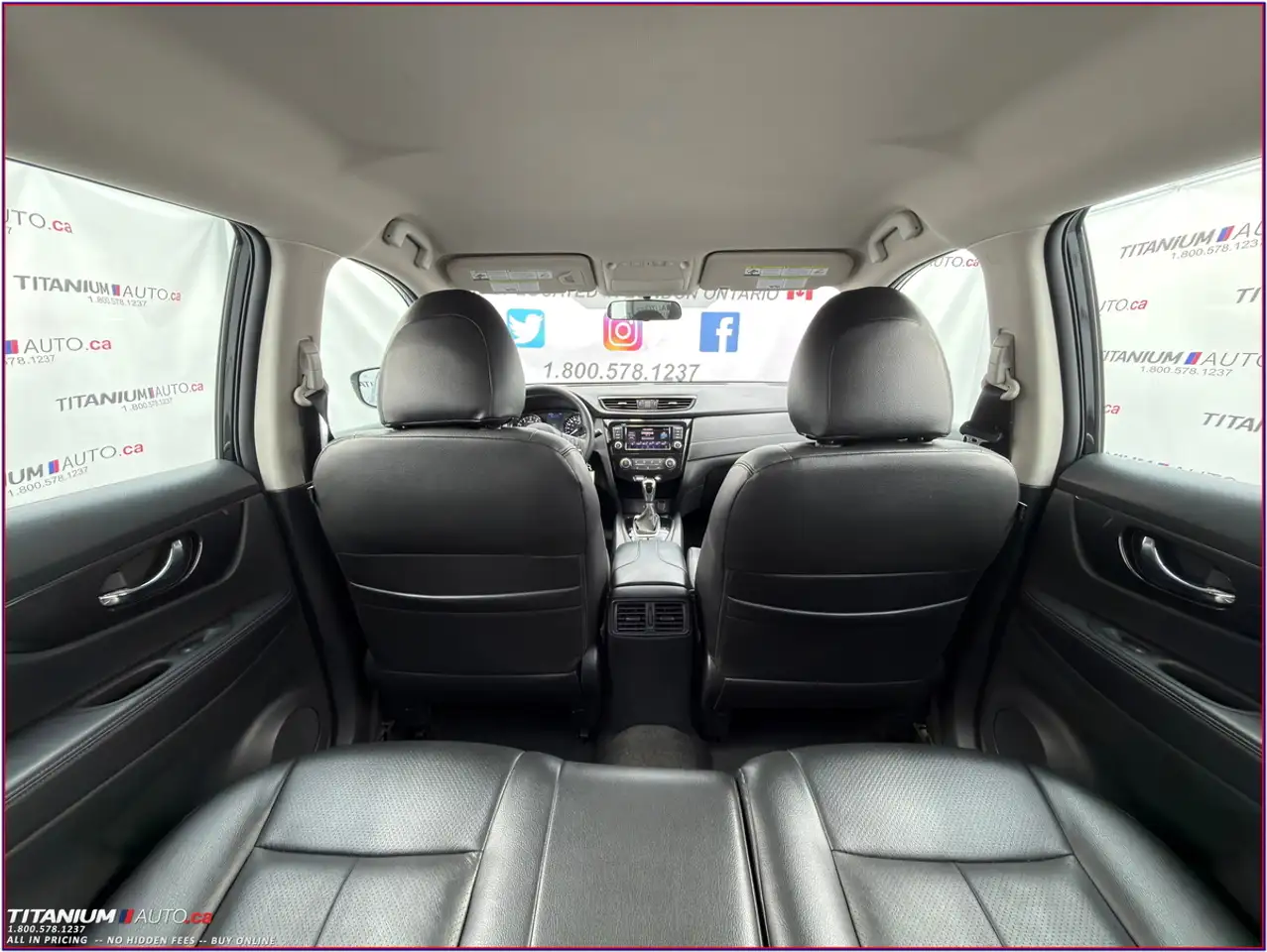 Nissan Rogue fotografie Nissan Rogue