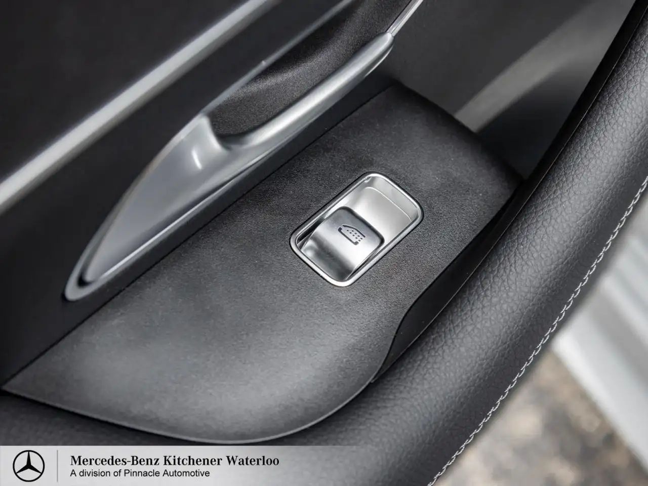 Mercedes-Benz GLS снимка Mercedes-Benz GLS