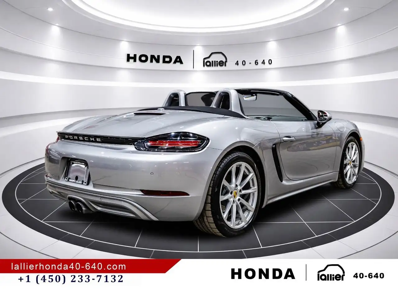 Porsche 718 Boxster снимка Porsche 718 Boxster