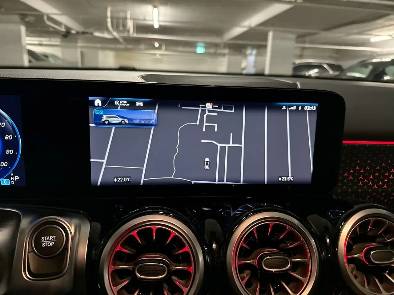 Mercedes-Benz EQB снимка Mercedes-Benz EQB