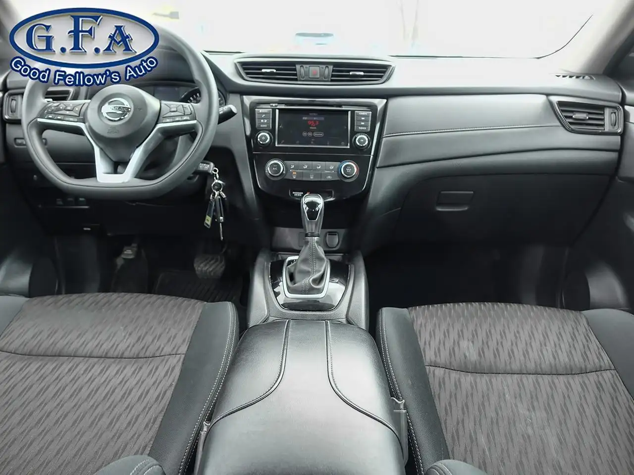 Nissan Rogue photo Nissan Rogue