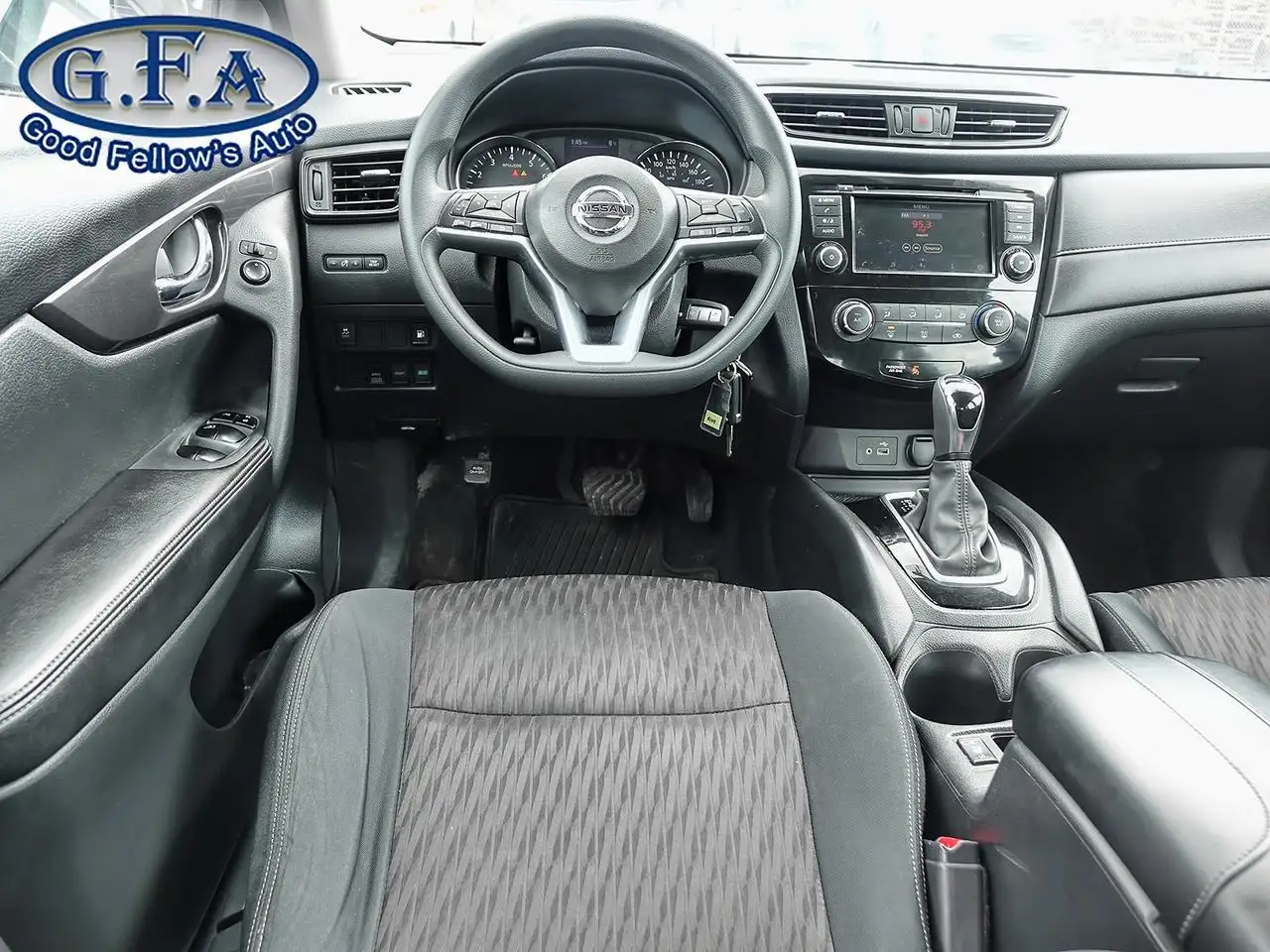 Nissan Rogue photo Nissan Rogue