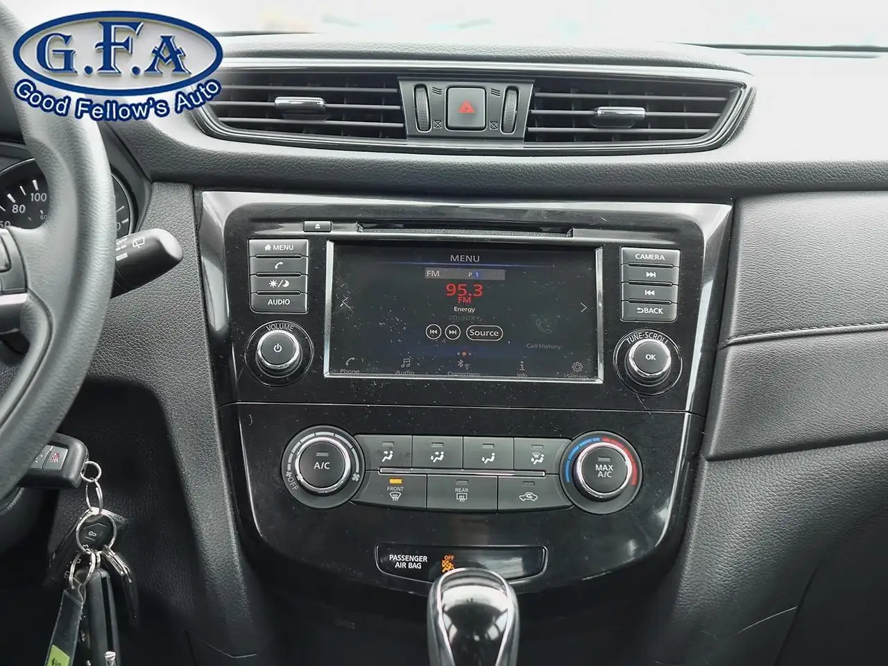 Nissan Rogue photo Nissan Rogue