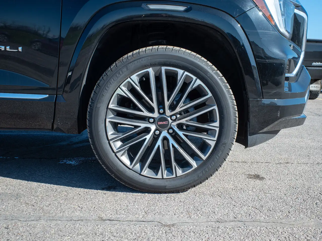 GMC Terrain photo GMC Terrain