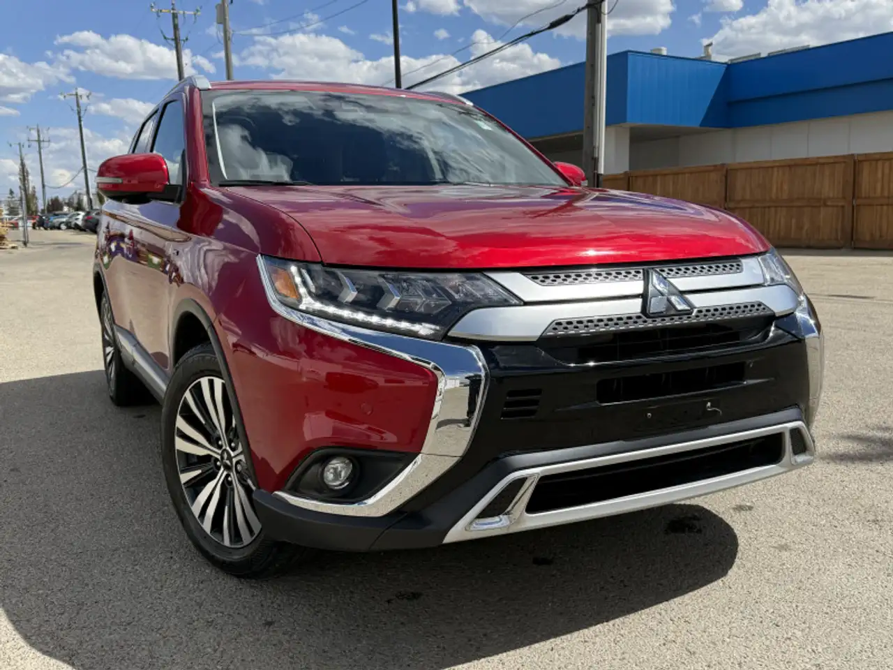 Mitsubishi Outlander снимка Mitsubishi Outlander