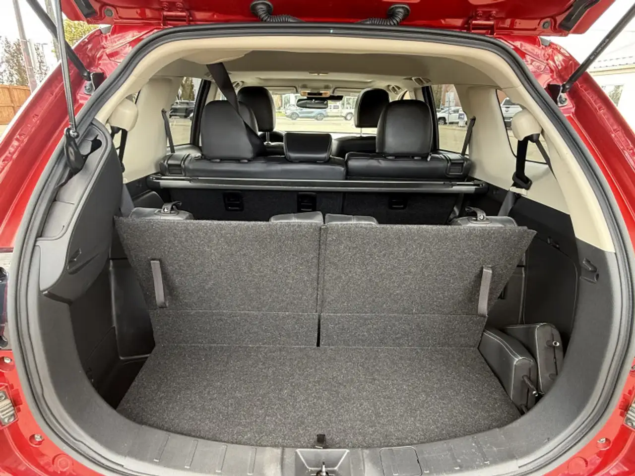 Mitsubishi Outlander снимка Mitsubishi Outlander