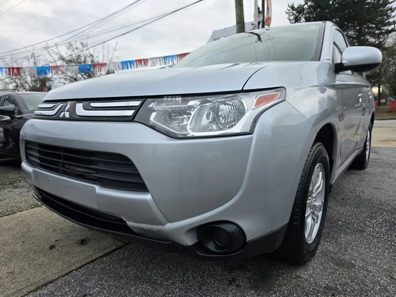 Mitsubishi Outlander снимка Mitsubishi Outlander