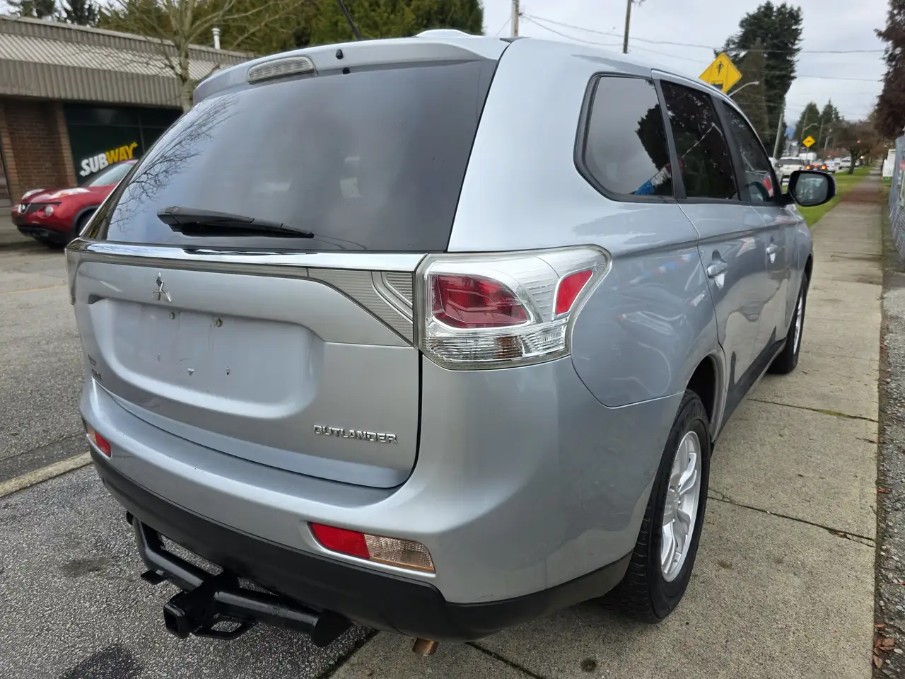 Mitsubishi Outlander снимка Mitsubishi Outlander