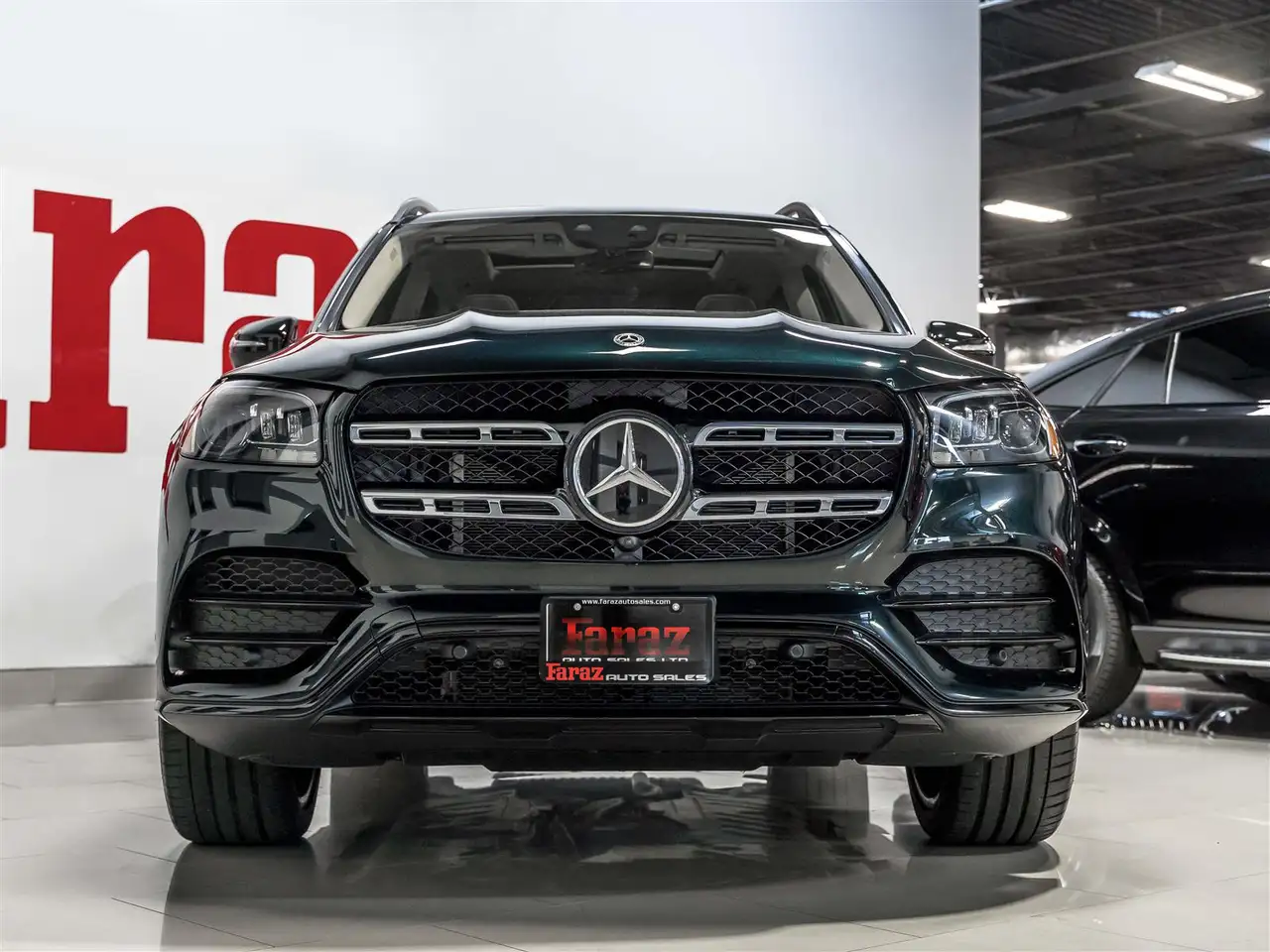 Mercedes-Benz GLS снимка Mercedes-Benz GLS