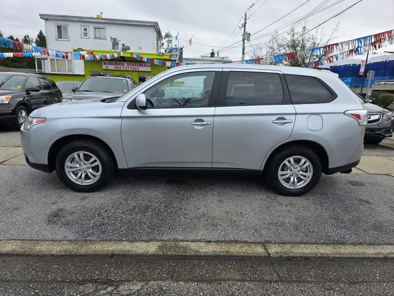 Mitsubishi Outlander снимка Mitsubishi Outlander