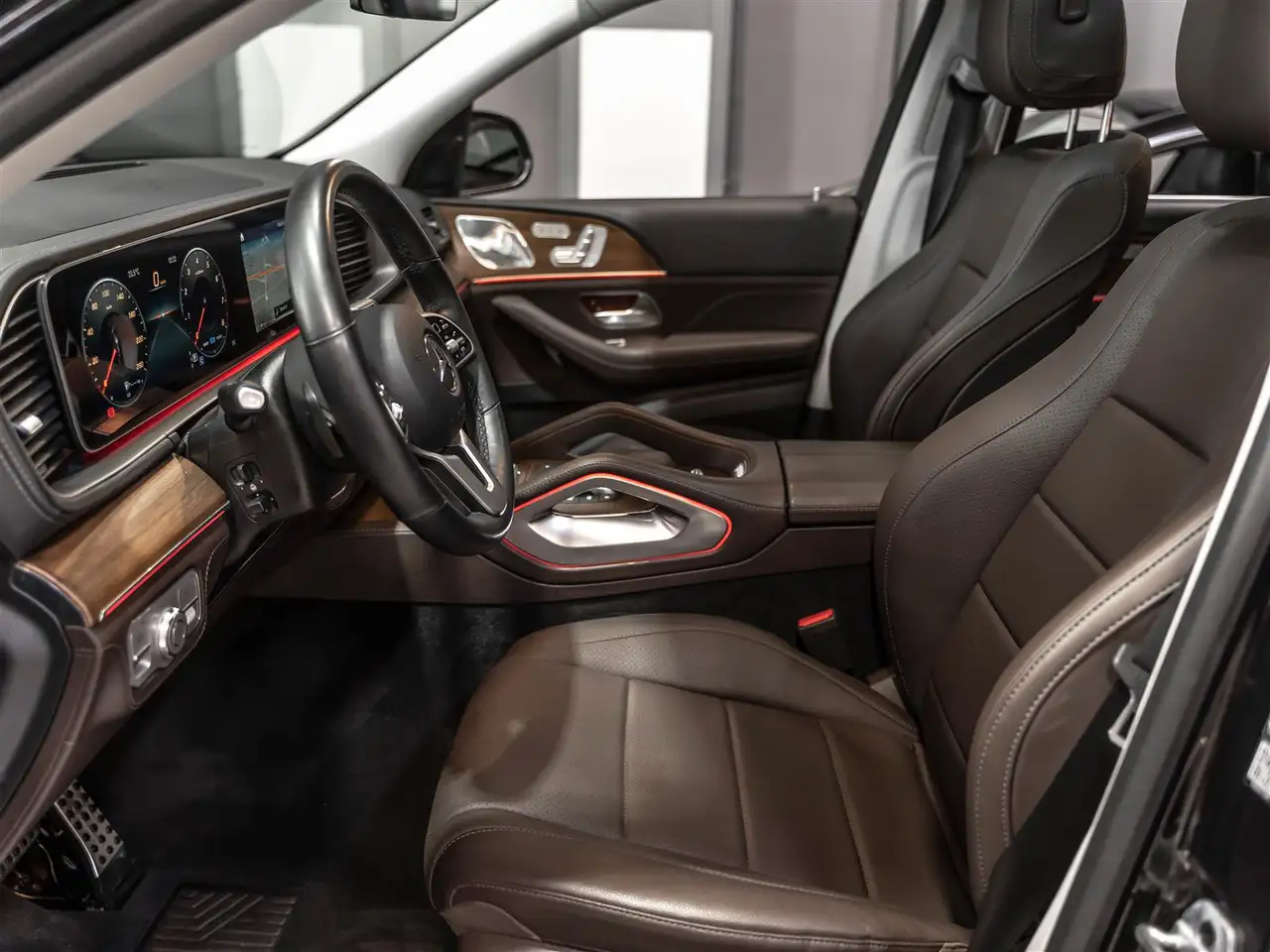 Mercedes-Benz GLS снимка Mercedes-Benz GLS