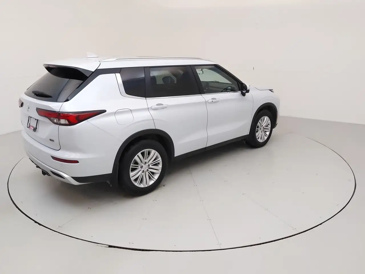 Mitsubishi Outlander photo Mitsubishi Outlander