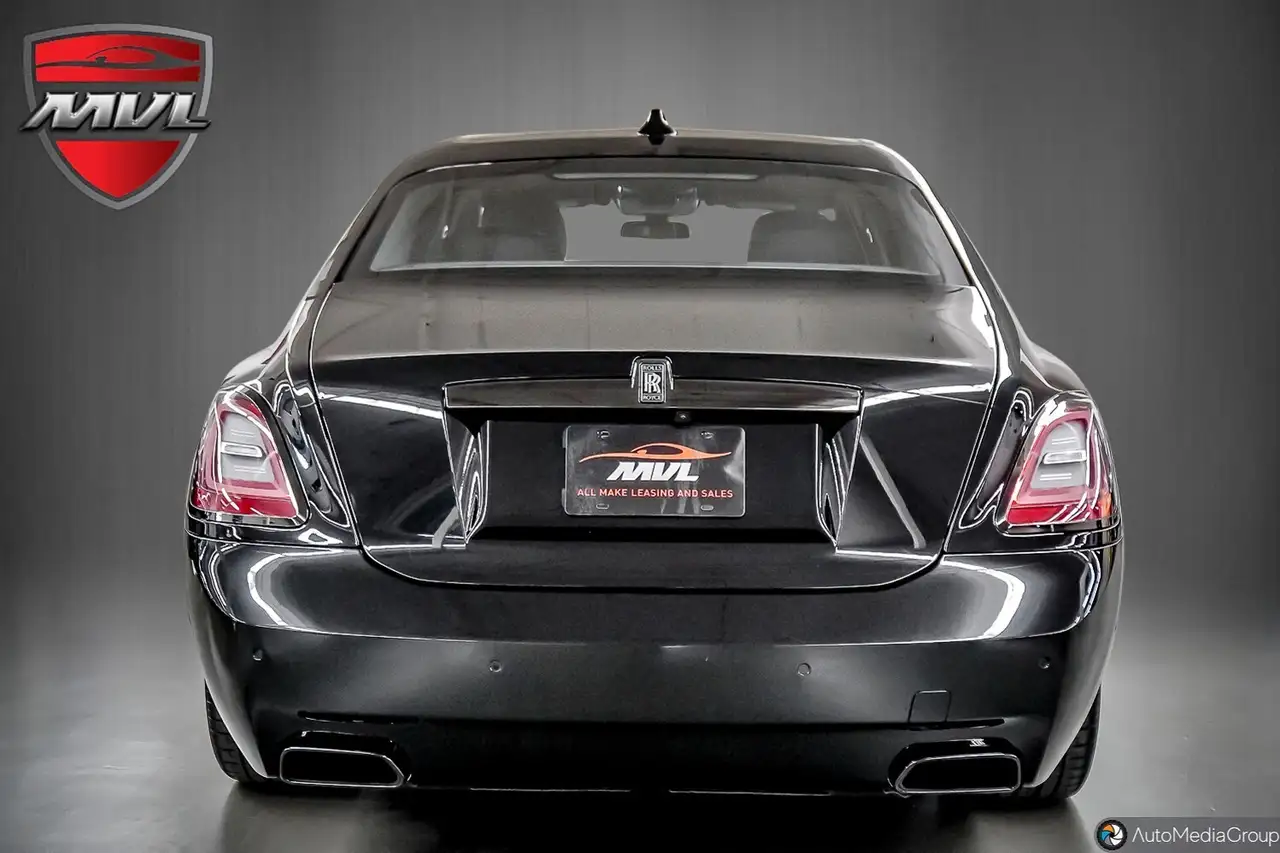 Rolls-Royce Ghost photo Rolls-Royce Ghost