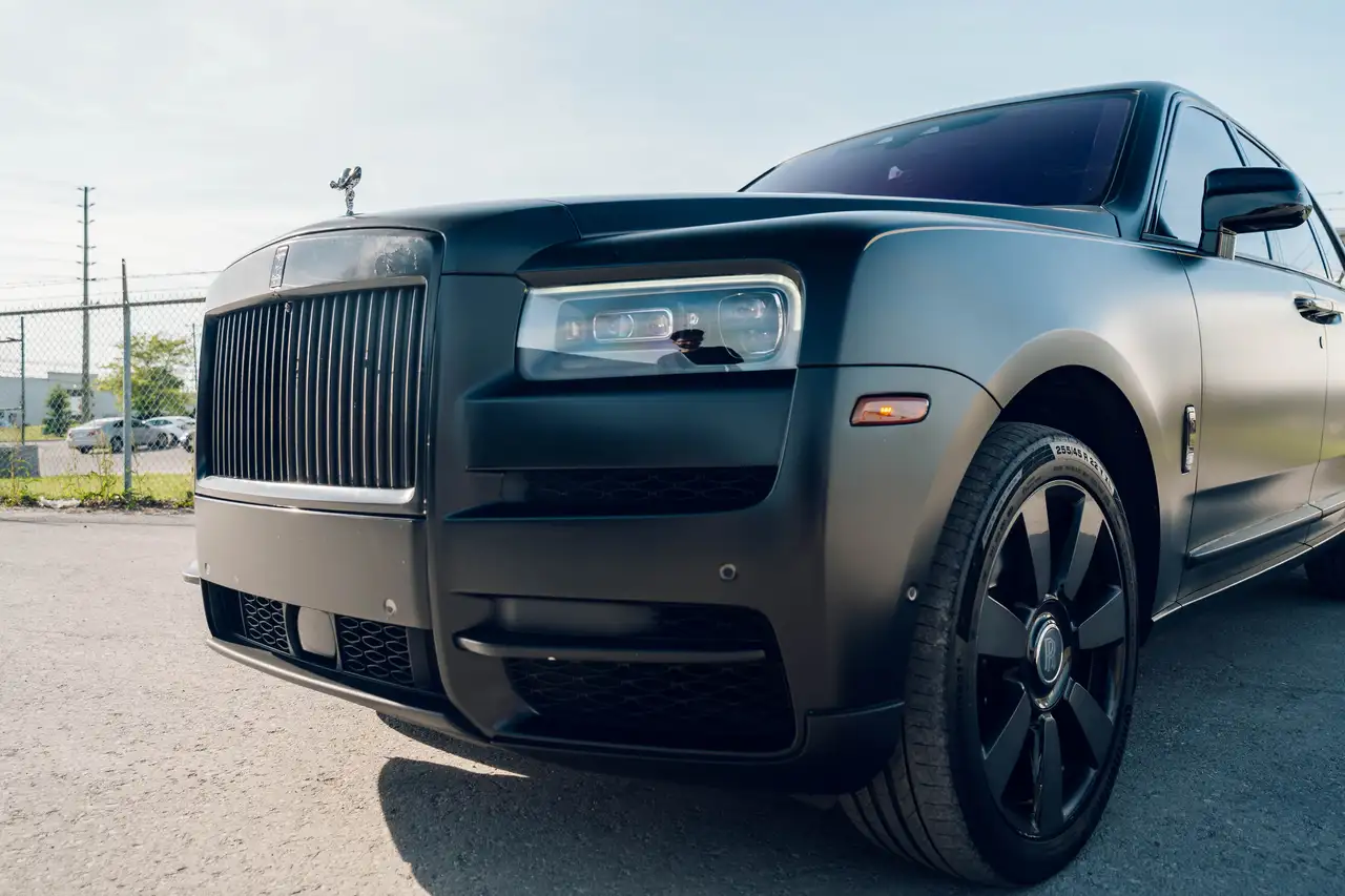 Rolls-Royce Cullinan снимка Rolls-Royce Cullinan