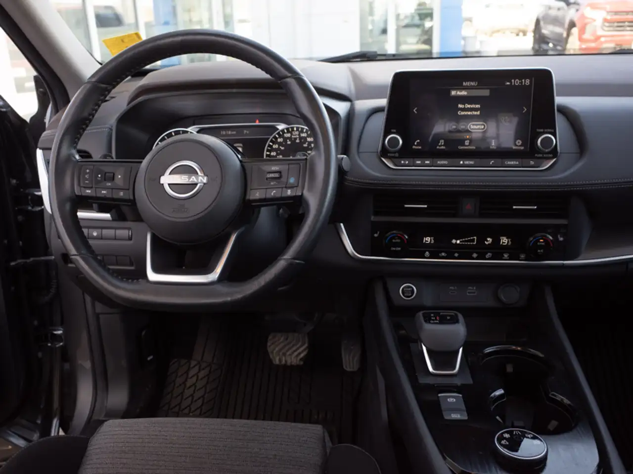 Nissan Rogue fotografie Nissan Rogue