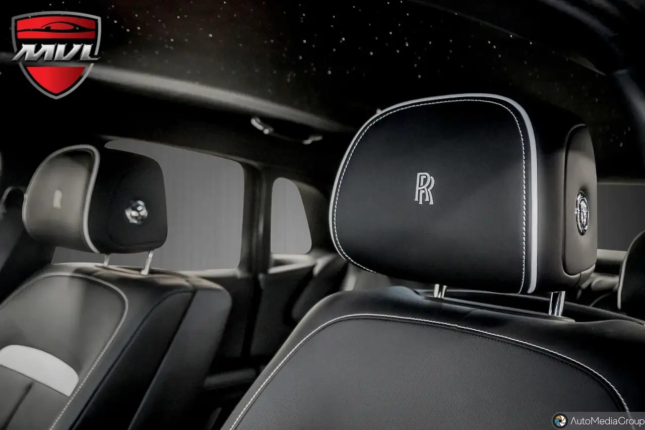 Rolls-Royce Ghost photo Rolls-Royce Ghost