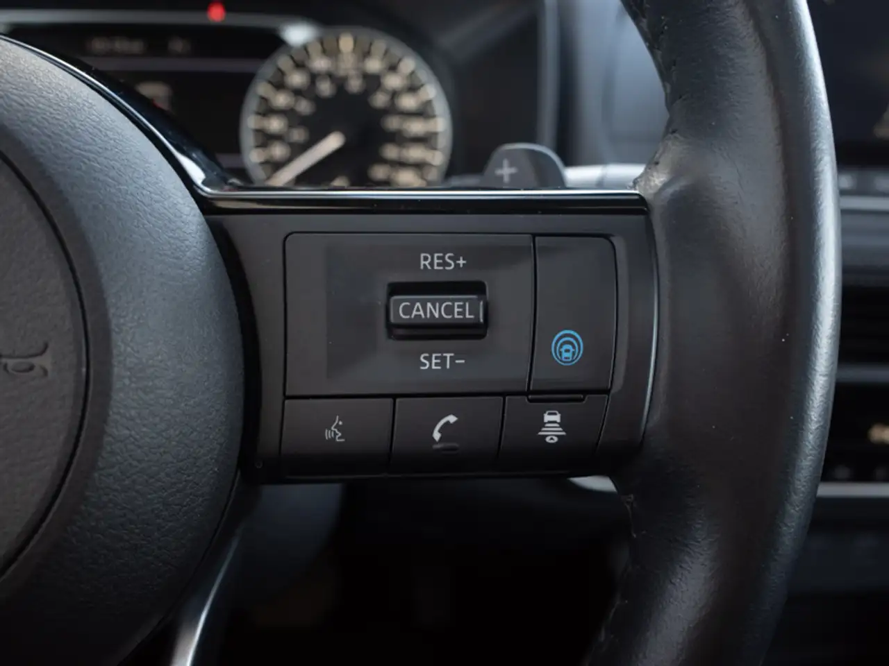 Nissan Rogue fotografie Nissan Rogue