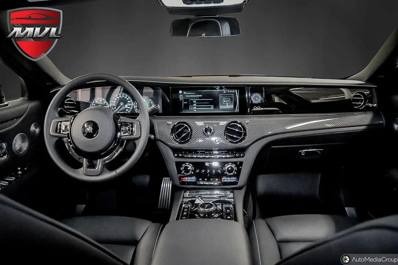 Rolls-Royce Ghost photo Rolls-Royce Ghost