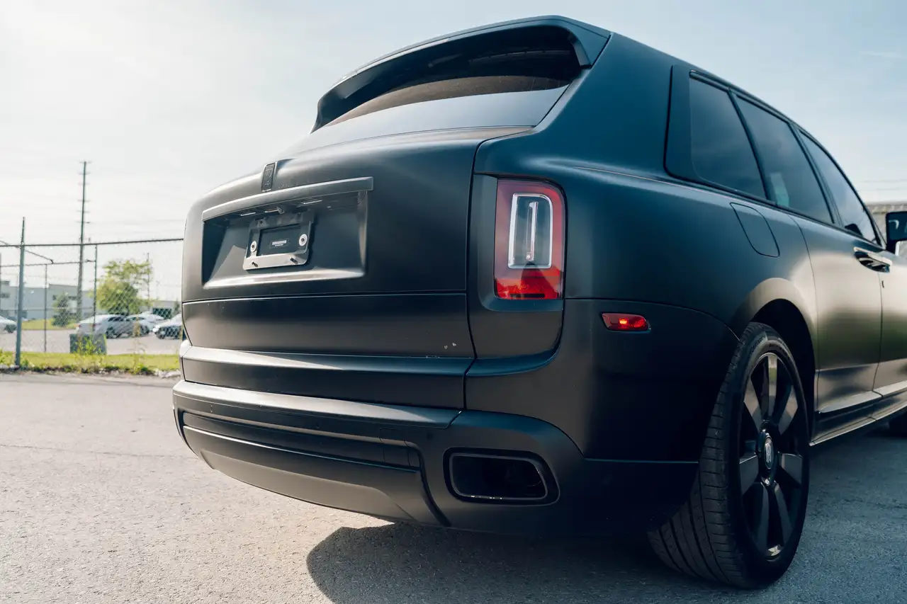 Rolls-Royce Cullinan снимка Rolls-Royce Cullinan