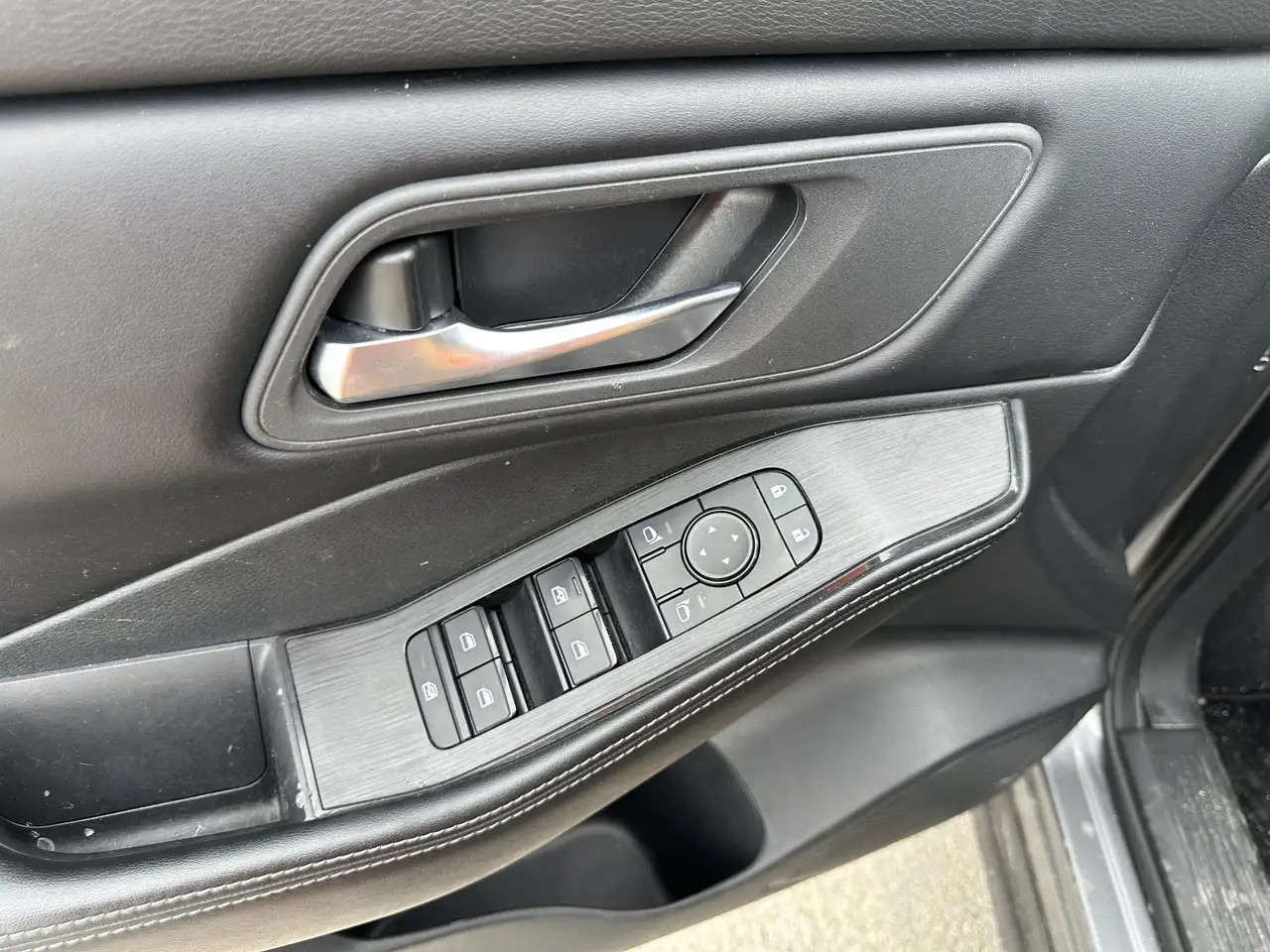Nissan Rogue photo Nissan Rogue