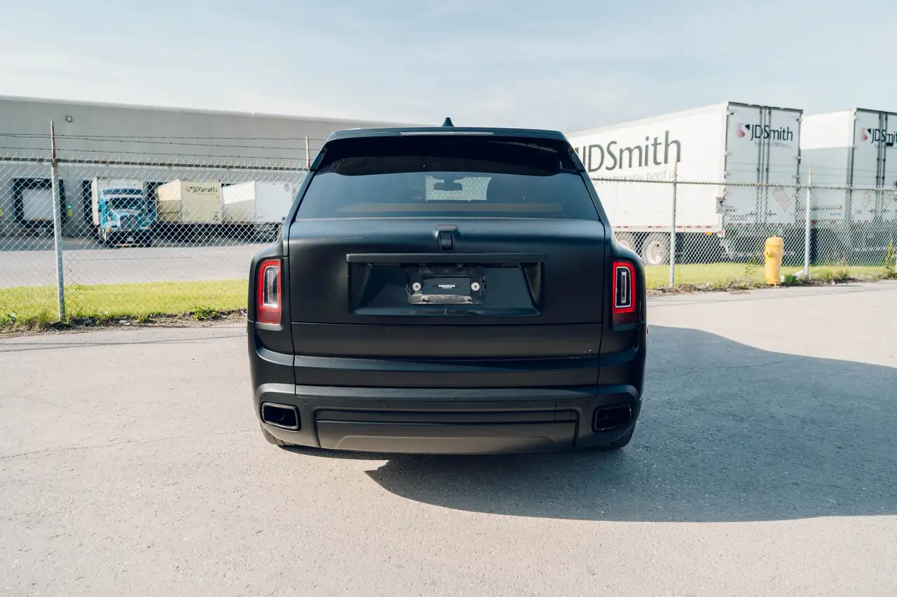 Rolls-Royce Cullinan снимка Rolls-Royce Cullinan