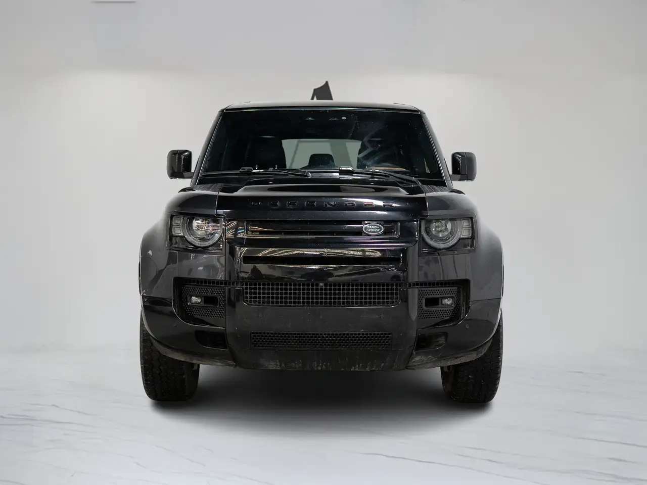 Land Rover Defender photo Land Rover Defender