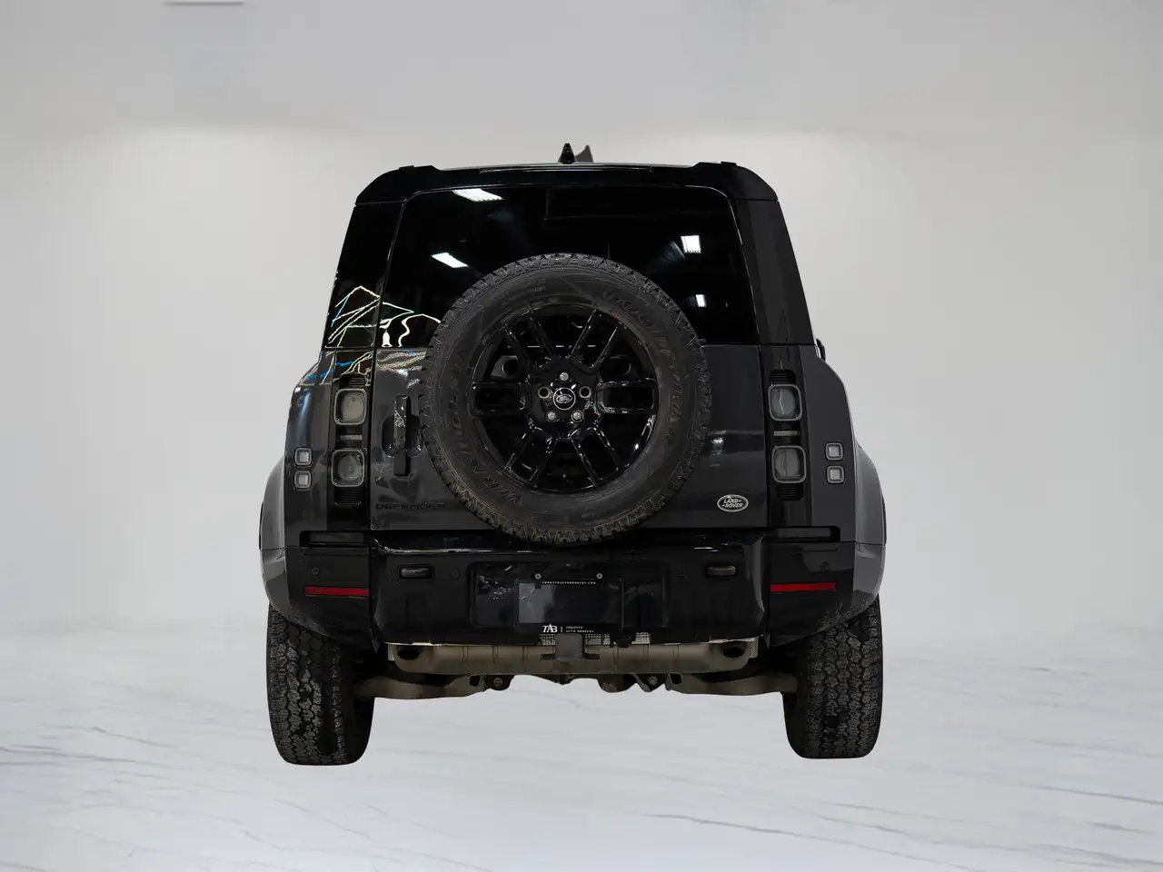 Land Rover Defender photo Land Rover Defender