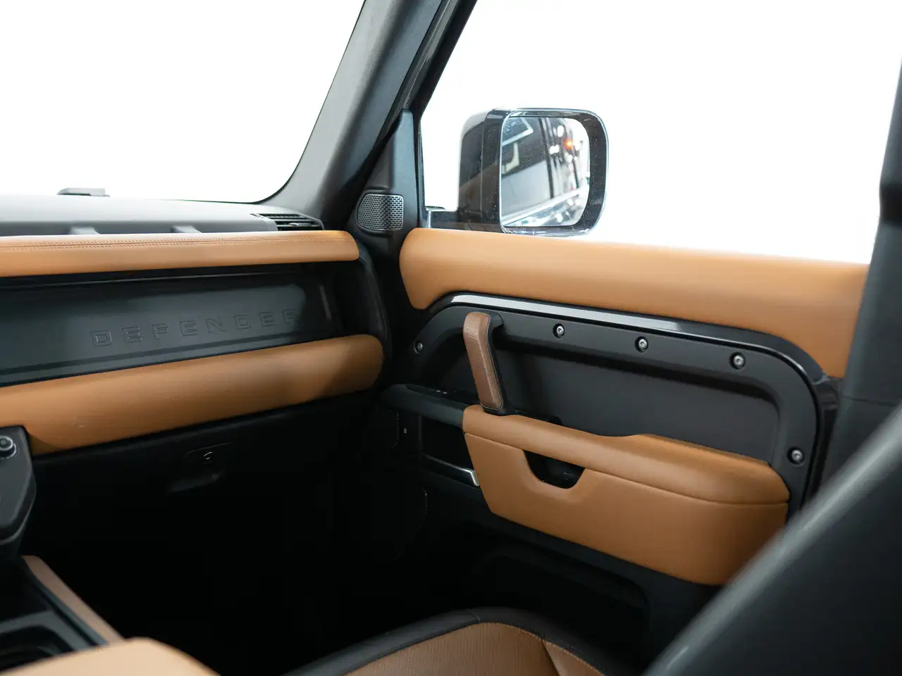 Land Rover Defender photo Land Rover Defender