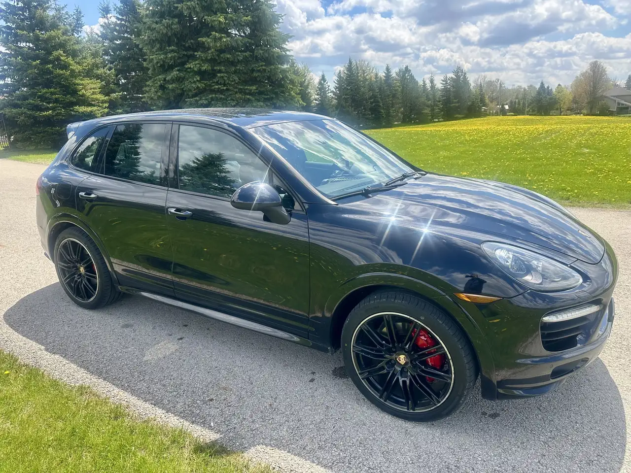 Porsche Cayenne снимка Porsche Cayenne